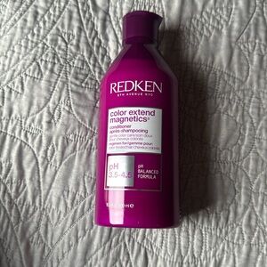 Redken color magnetics conditioner. 16.9 ounces. New never been used.